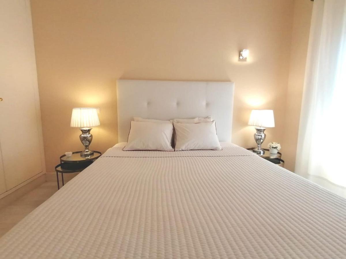 Beachfront Seaview Litoralmar Apt, Fast Wifi, Airco, Pool, Private Parking Portimão Kültér fotó